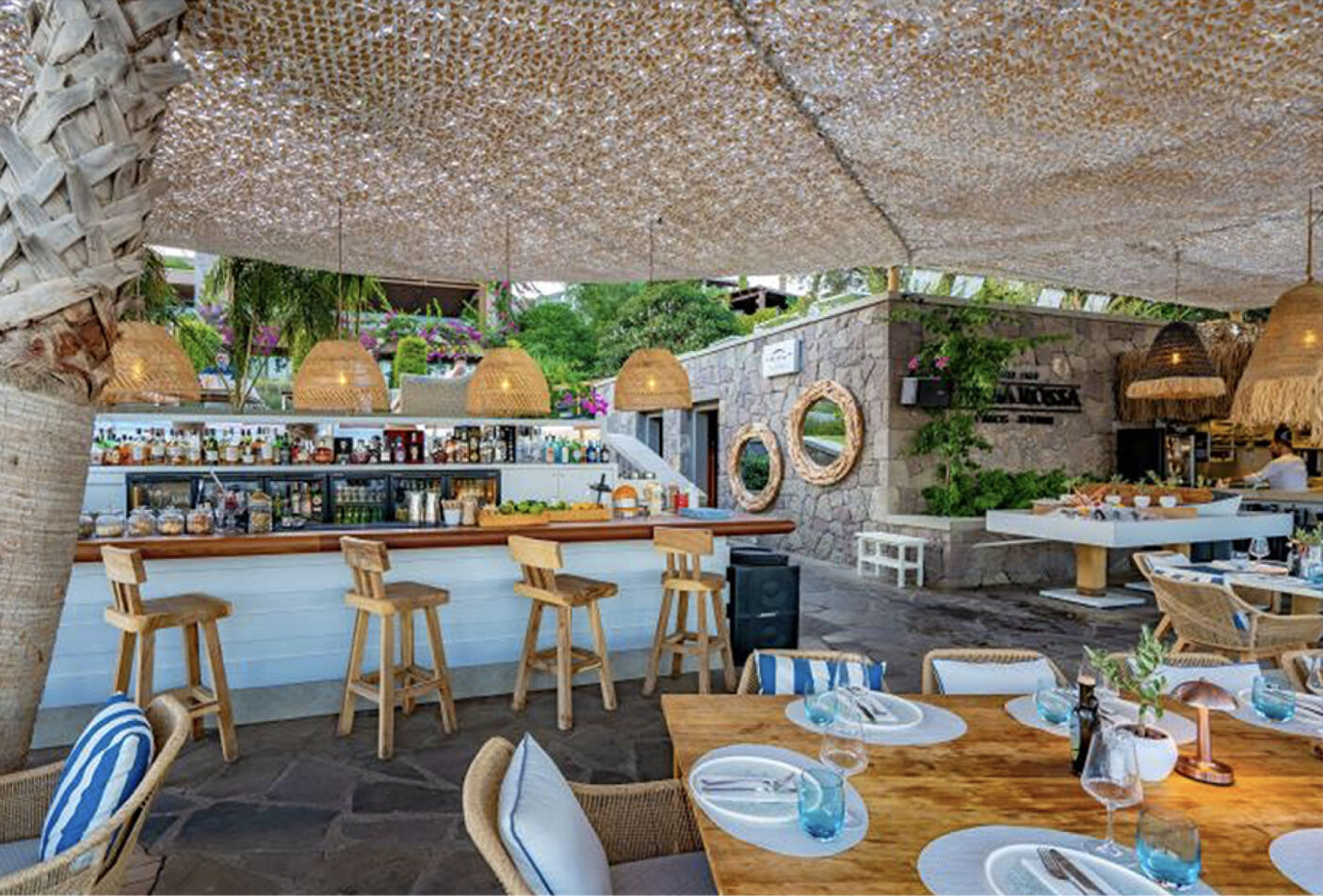 Barbarossa-Beach-Restaurant-3-1880x1274-1.jpg